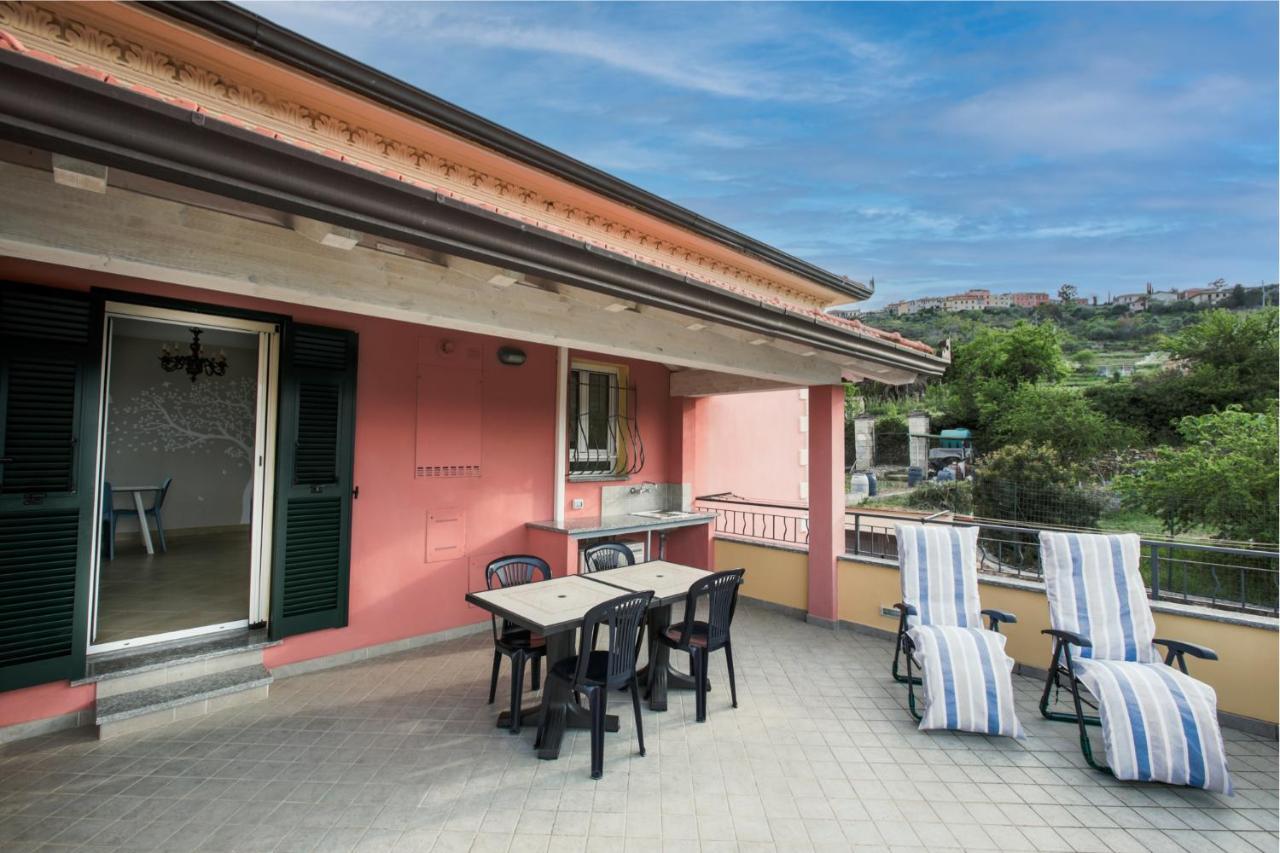 La Quercia Casa Vacanza Imperia Zewnętrze zdjęcie
