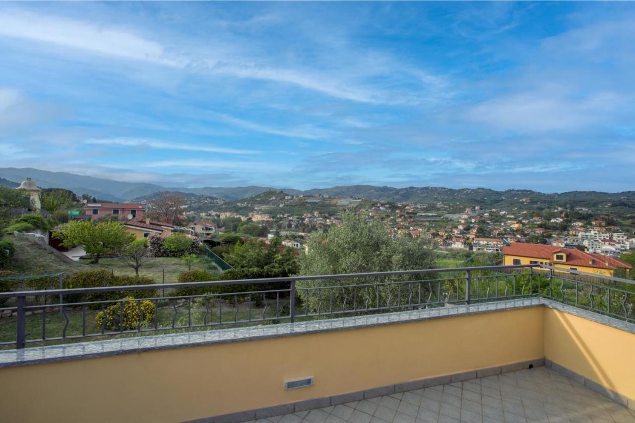 La Quercia Casa Vacanza Imperia Zewnętrze zdjęcie